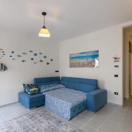 Guesthost - Al Lido Di With Veranda